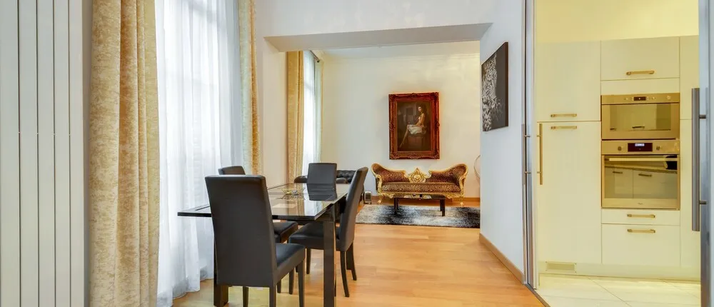 Luxury & Design In Champs Elysées Lincoln