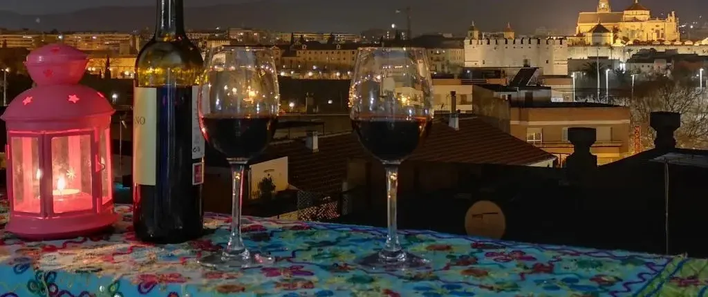 Spectacular views. All new with free parking