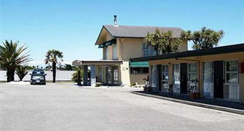 Charles Court Motel