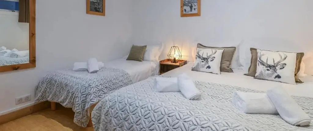 Yeti Lodge Chalets & Apartments