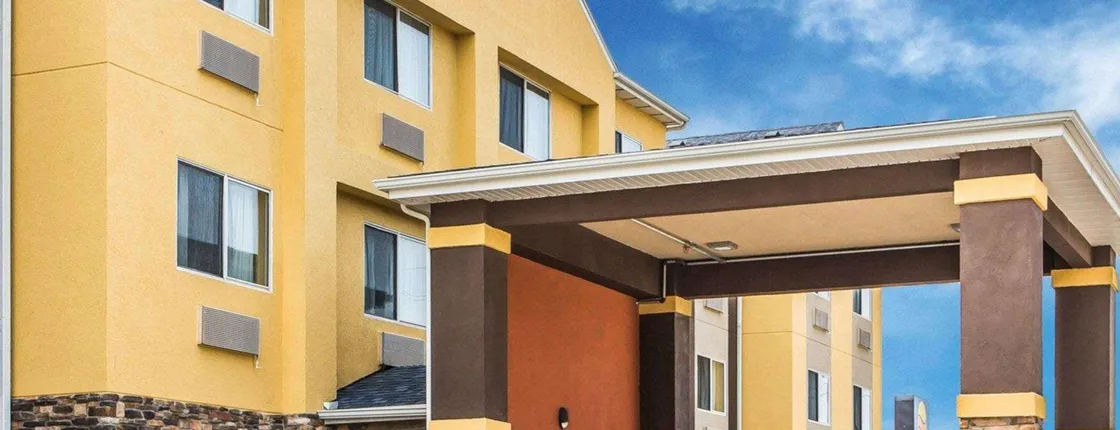 Comfort Inn & Suites Waterloo - Cedar Falls
