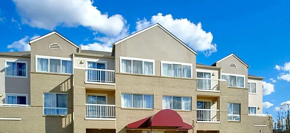 Sonesta ES Suites Detroit Warren