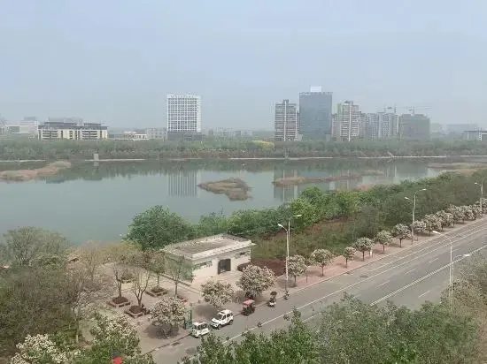Tong Tong Hotel Chain (Dengzhou Hotel)