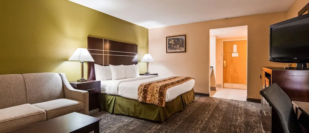 Best Western Luxbury Inn Fort Wayne