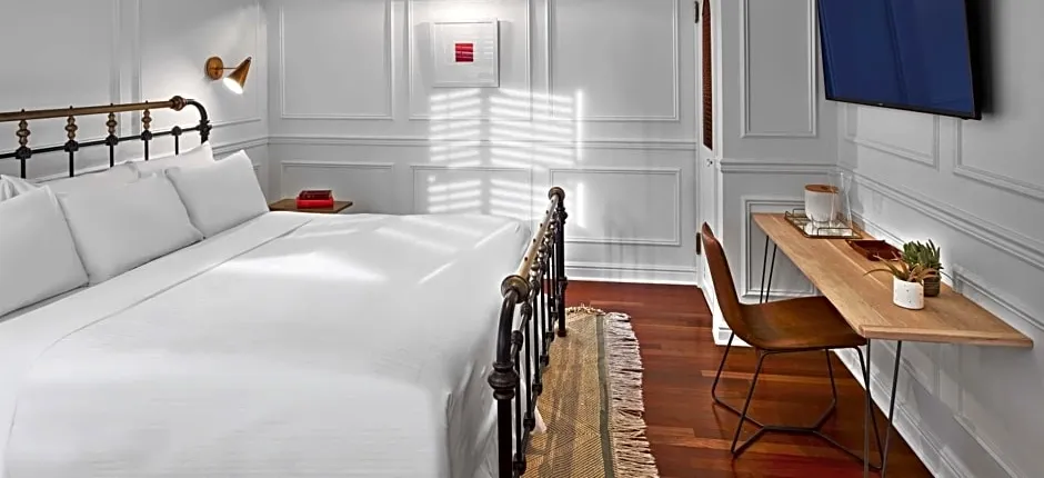 LIFE Hotel, NoMad