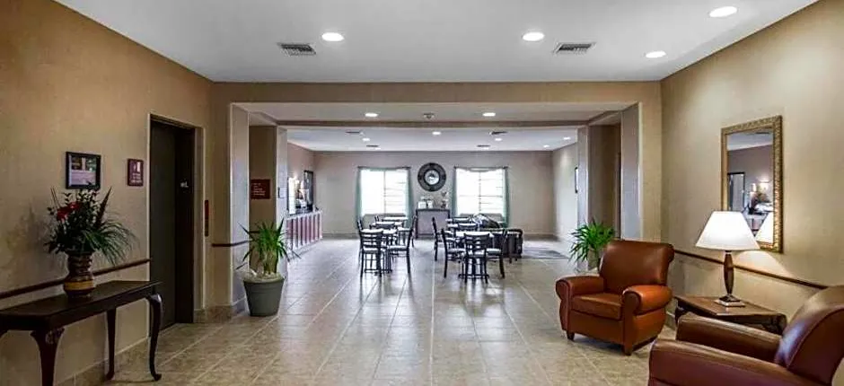 Rodeway Inn & Suites Salina South