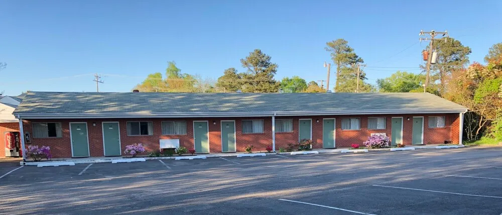 Bassett Motel