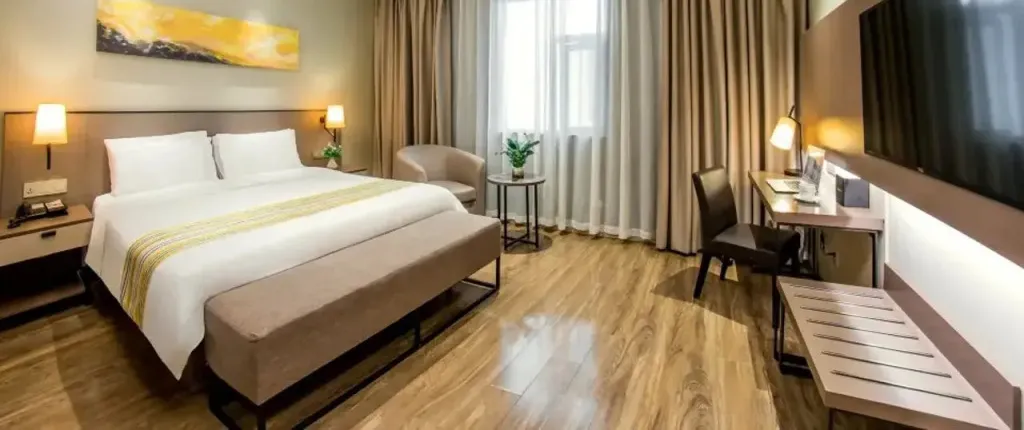 Homeinn Plus Hotel (Shanghai Bund Jinling East Road)