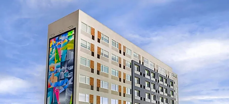 Cambria Hotel Burbank Airport