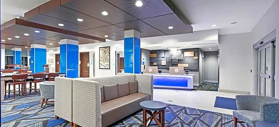 Holiday Inn Express And Suites Denton - Sanger By IHG