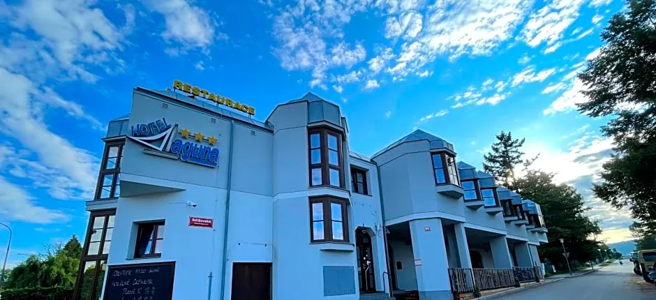 Hotel Laguna & restaurant