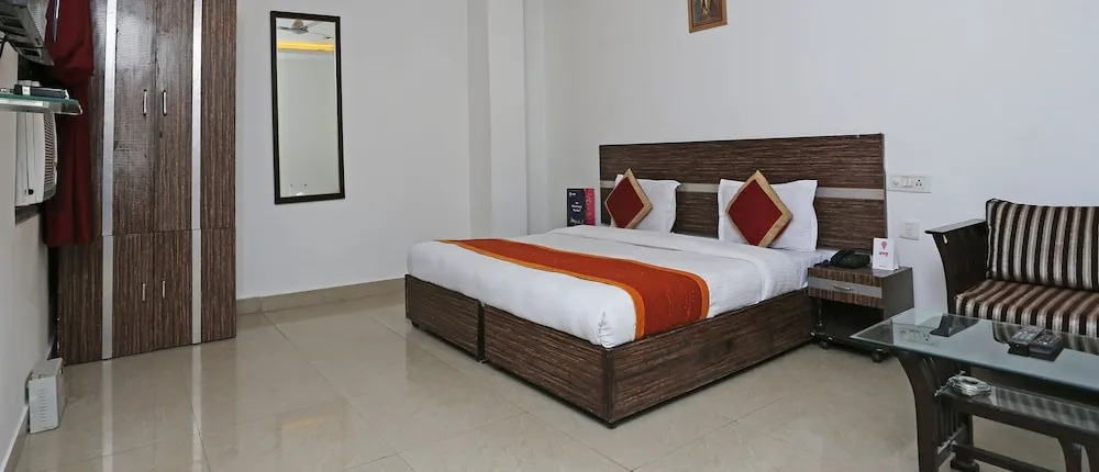 OYO 10257 Hotel Lotus Park