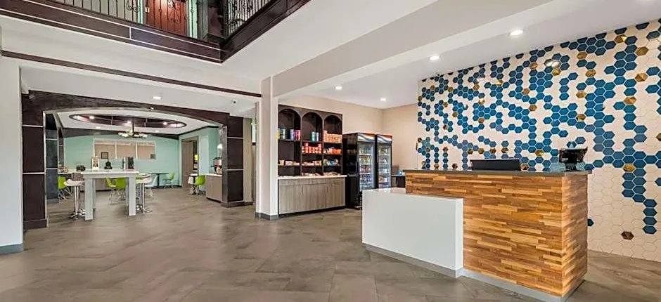 Best Western Bowie Inn & Suites