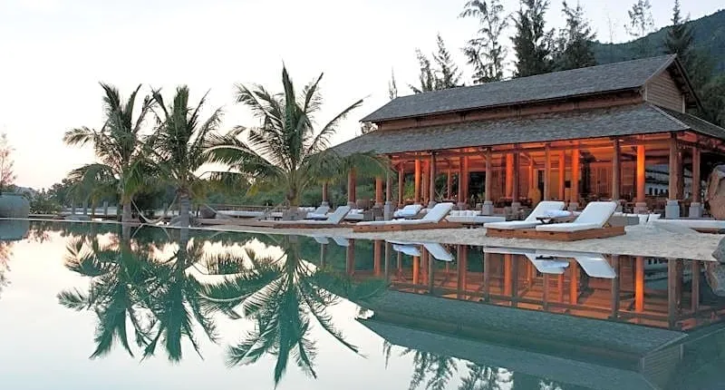 LAlya Ninh Van Bay