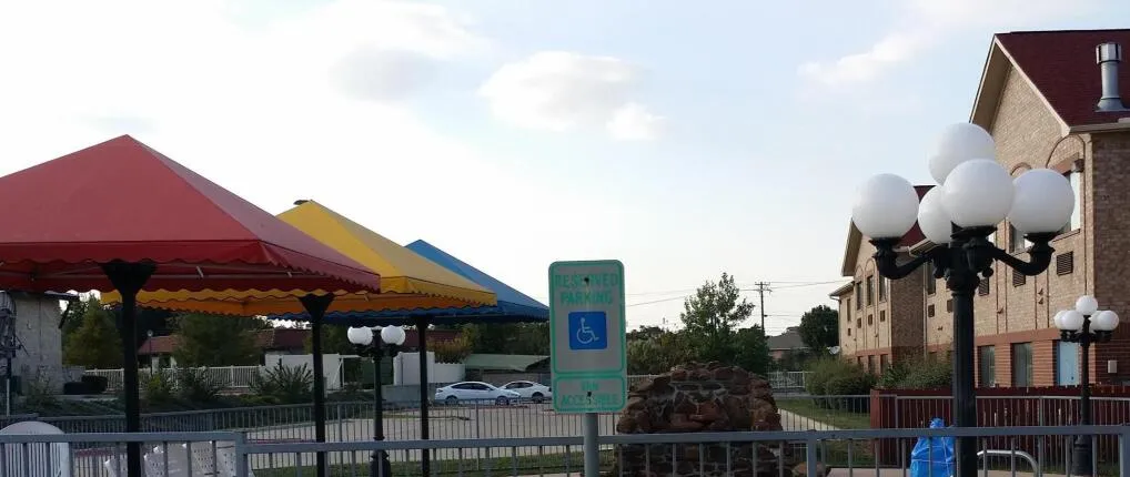 Magnuson Hotel Cedar Hill