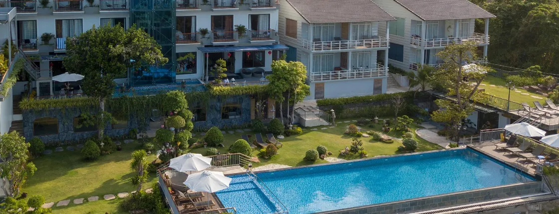 Tom Hill Boutique Resort & Spa