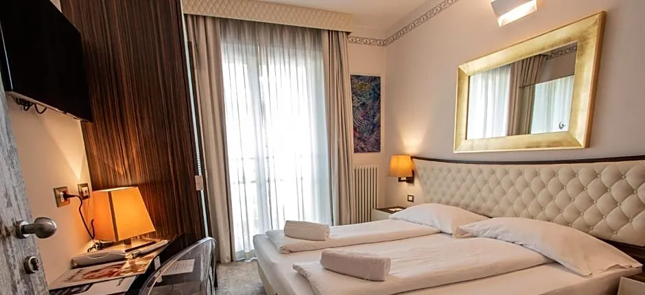 Hotel Corona