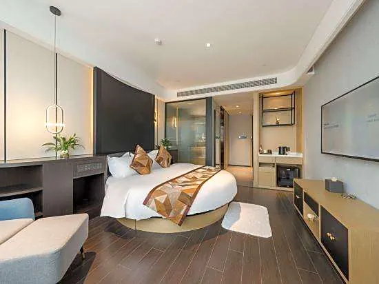 Wanda Emmy Hotel（Nanxun Ancient Town Renrui Road Branch)