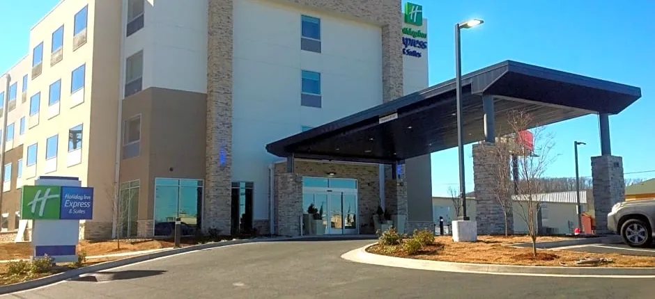 Holiday Inn Express and Suites Tahlequah By IHG