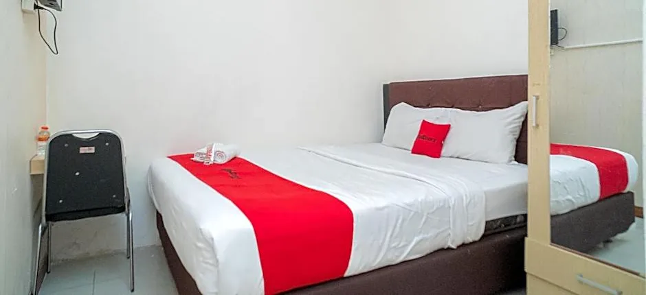 RedDoorz near Flyover Arjosari Malang