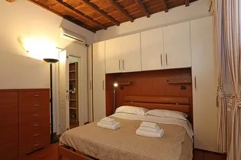 Rihana Luxury