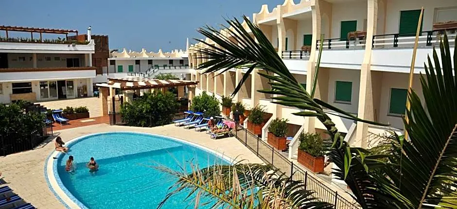 Cala Saracena Resort
