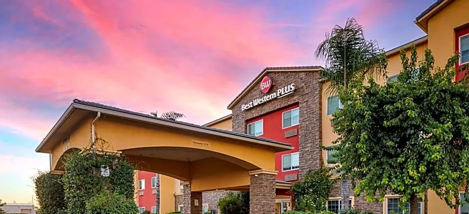 Best Western Plus Wasco Inn & Suites