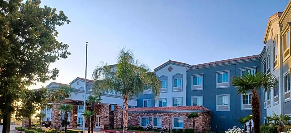 Spark by Hilton Redlands