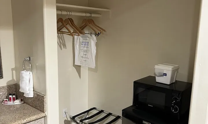 Travelodge by Wyndham Brea