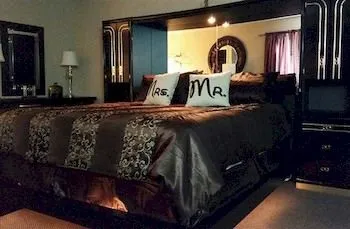 TradeWinds Lodging Bed and Breakfast