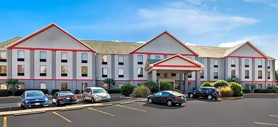 Red Roof PLUS+ & Suites Atlanta Airport South
