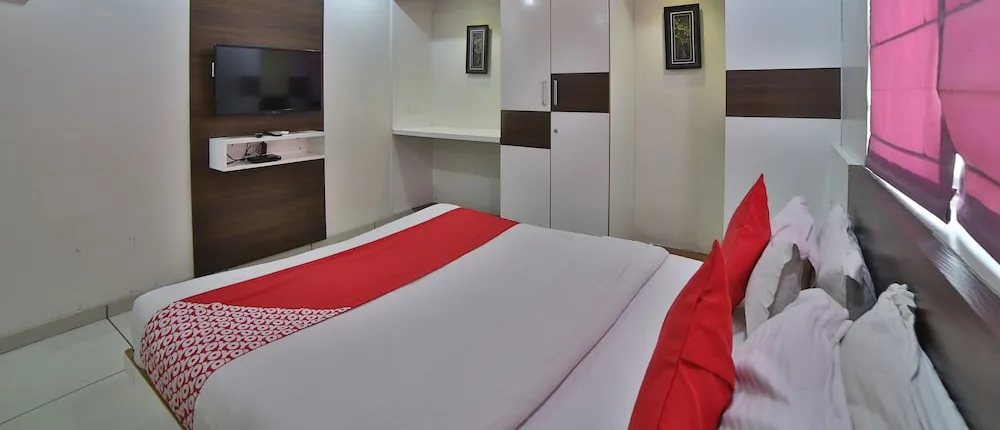 OYO 3056 Hotel Sigma Inn