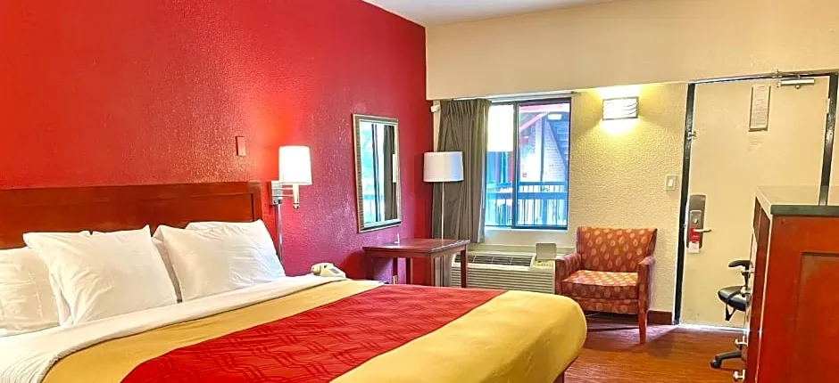 Red Carpet Inn by University of MD