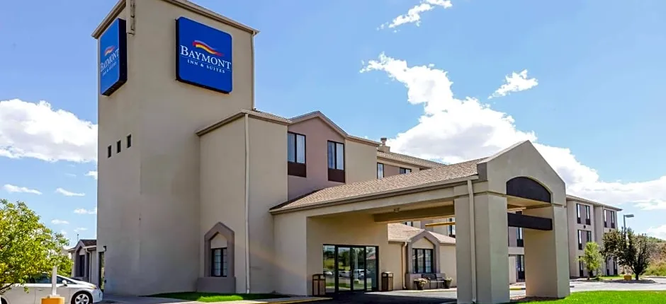 Baymont by Wyndham Pueblo