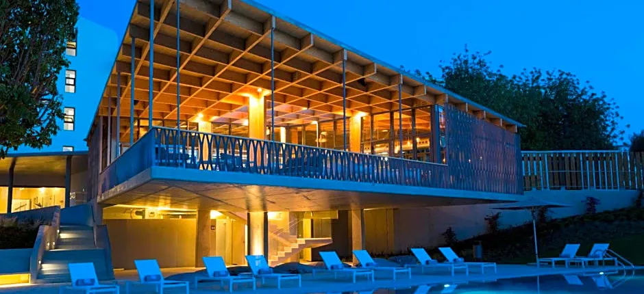 OZADI Tavira Hotel