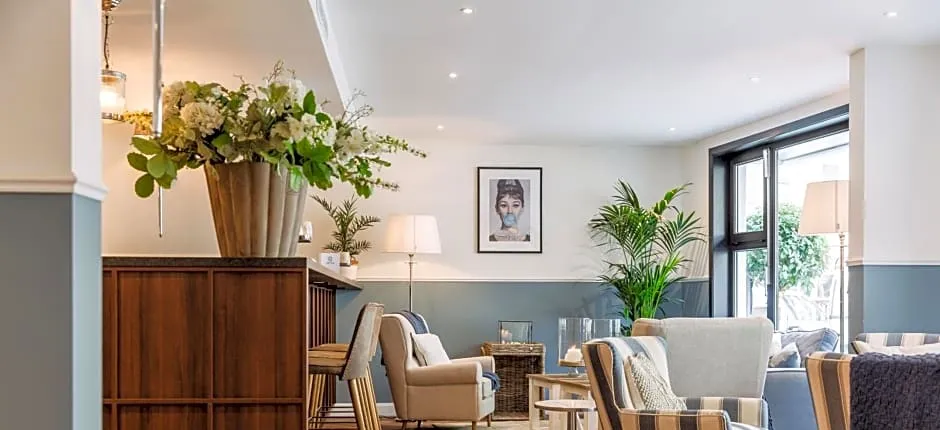 Hotel Cocoon