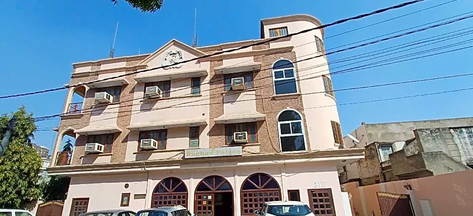 Hotel Raghav Palace
