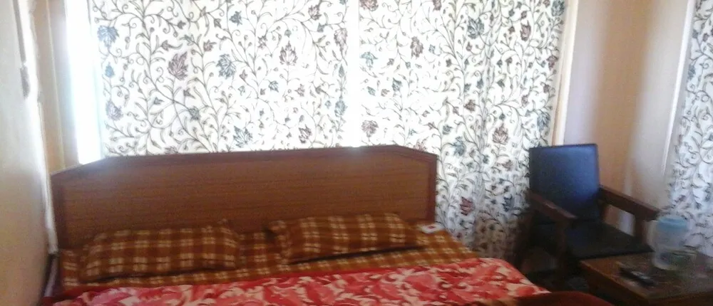 Hotel Bright palace pahalgam