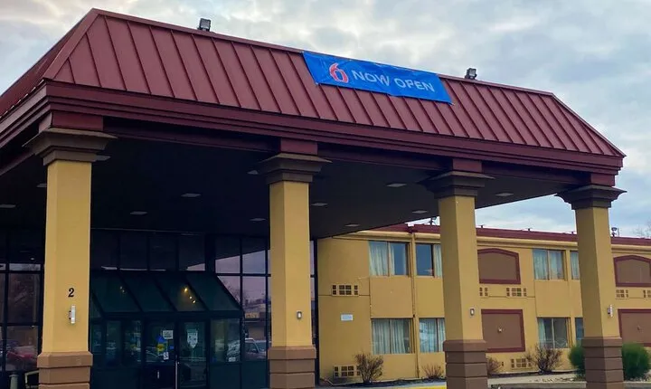 Motel 6 Rochester NY Airport