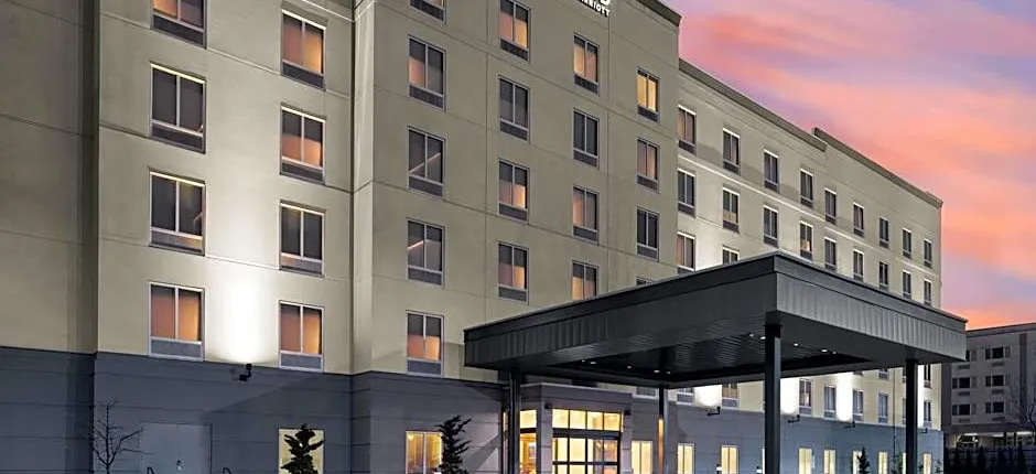 Courtyard by Marriott Seattle SeaTac Airport