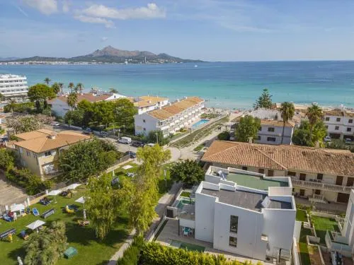 Villa Alicemar beach