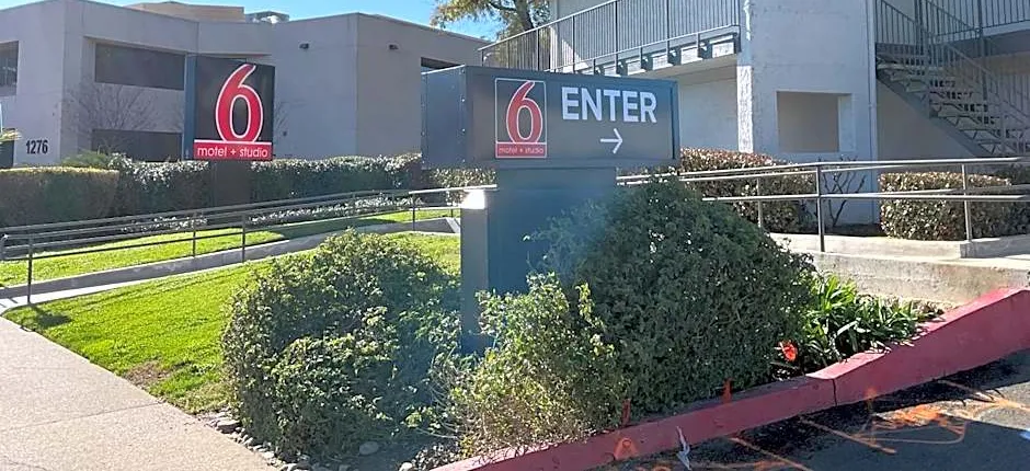 Studio 6 West Sacramento CA