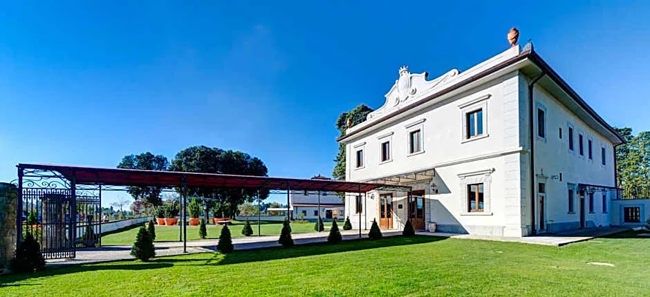 Villa Tolomei Hotel & Resort