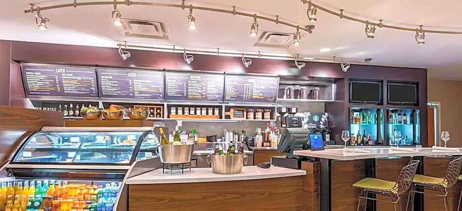 Courtyard by Marriott Fort Myers at I-75 and Gulf Coast Town Center