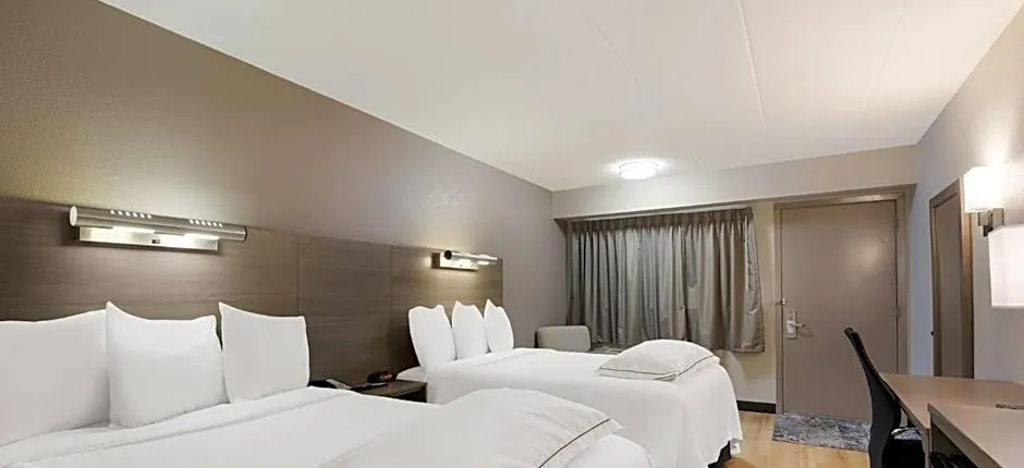 Red Roof Inn PLUS+ Chicago - Naperville