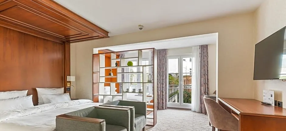 King's Hotel City Stay