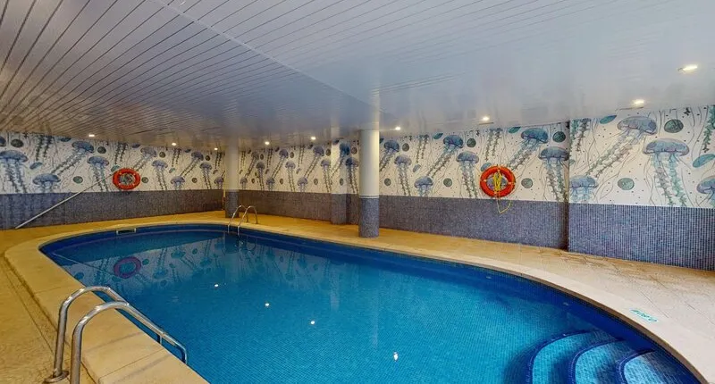 Tropic Garden Hotel & Apartments