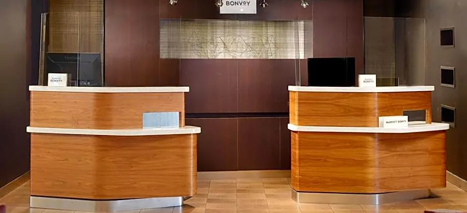 Courtyard by Marriott Greenville Haywood Mall