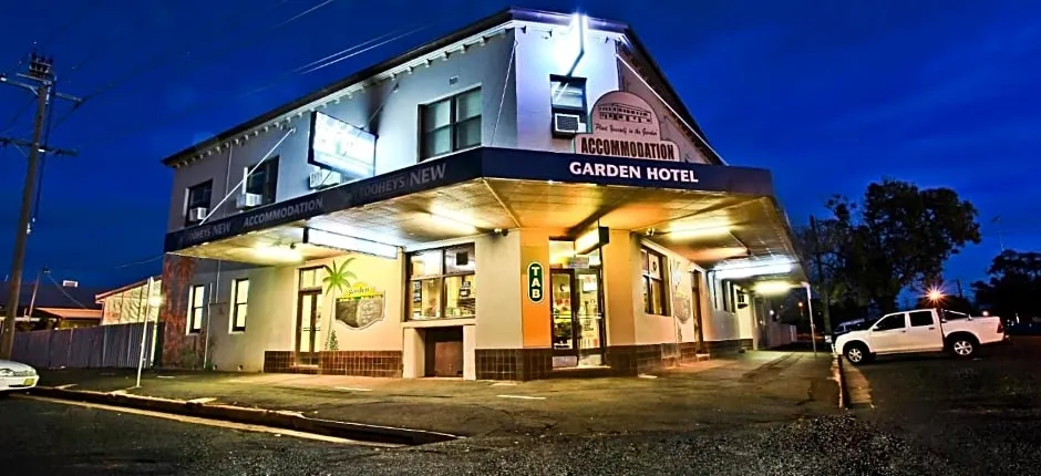 Garden Hotel