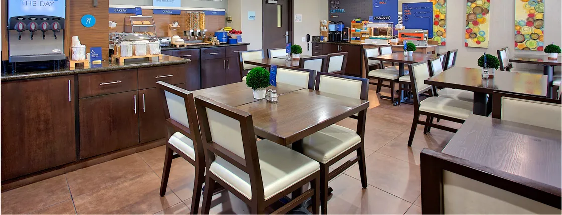 HOLIDAY INN EXPRESS AND SUITES COSTA MESA